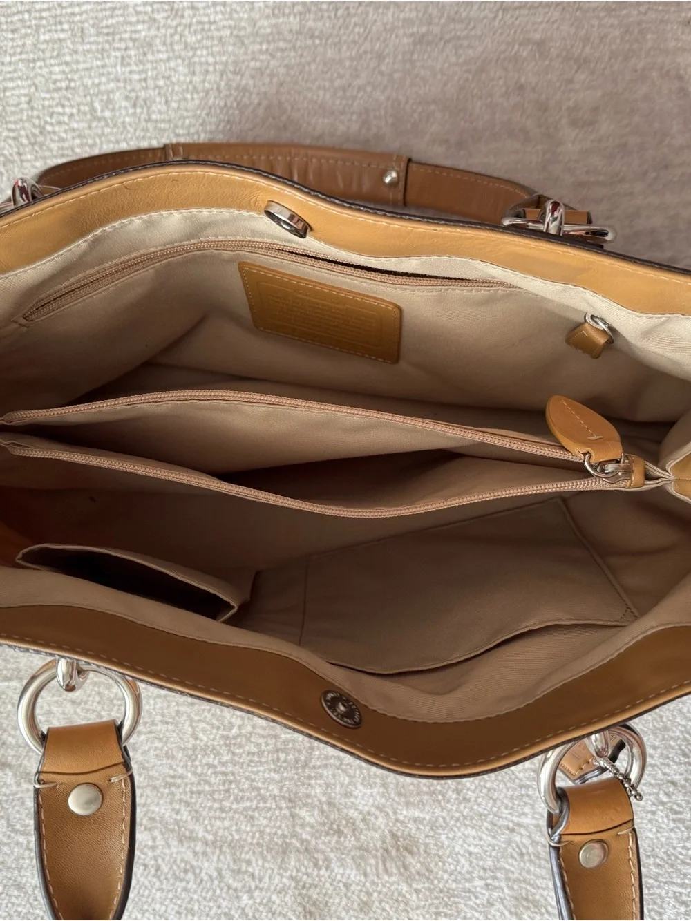 Coach classic shoulder